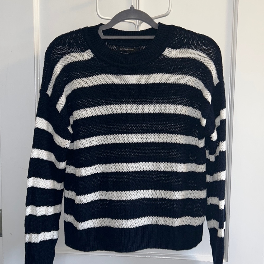 *4 FOR 30* Banana Republic Navy & White Striped Crew Neck Sweater Size XS